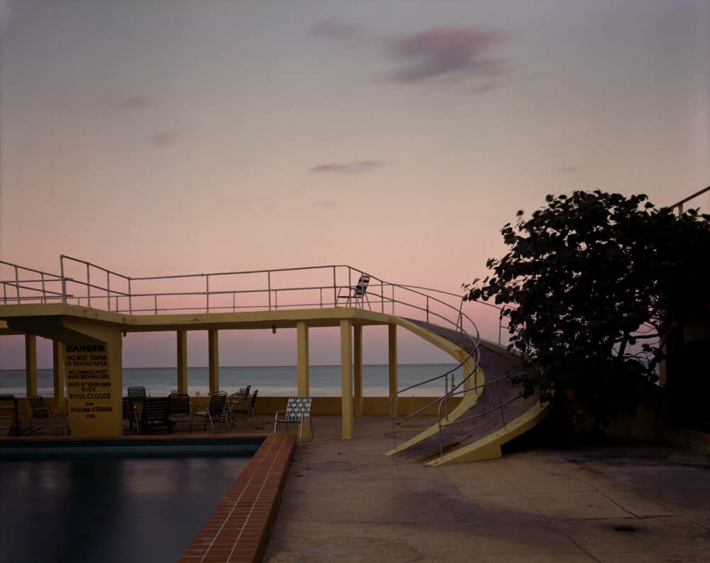 Joel Meyerowitz - Photographer's Biography & Art Works Photographer's ...