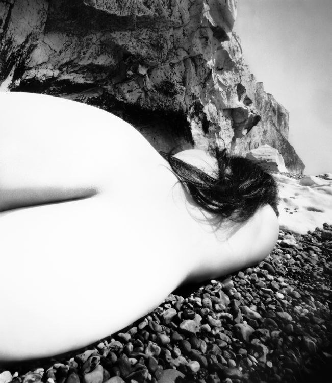 NUDE-EAST-SUSSEX-COAST-APRIL-1953-by-BILL-BRANDT-C28146A