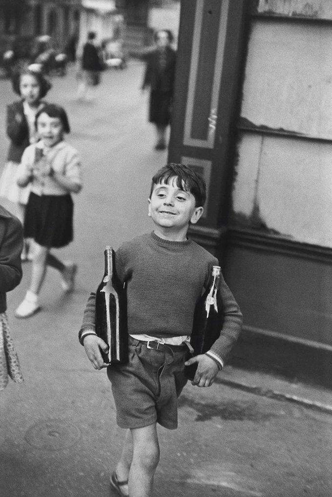 Henri Cartier BressonRue Mouffetard, Paris