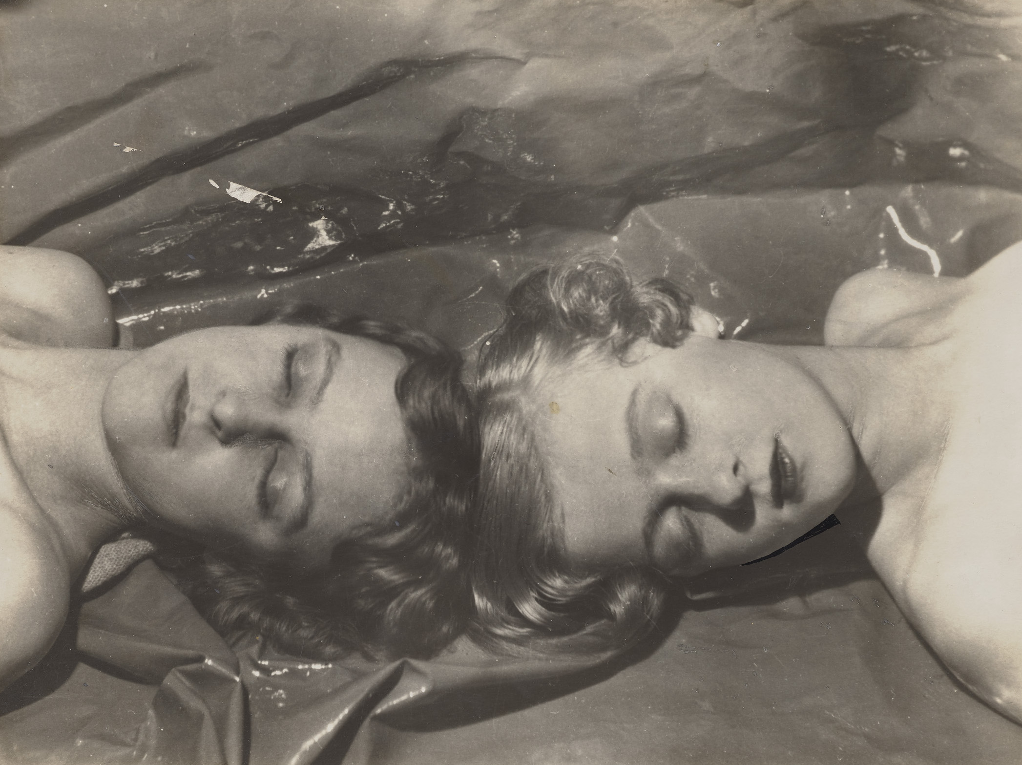 Zita-and-Teresa-Jungman-1927-Cecil-Beaton