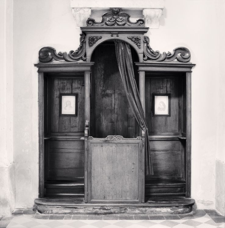 Confessional, Study 13, Chiesa Dei Santi Giacomo E Filippo Apostoli, Reggio Emilia, Italy, 2007
