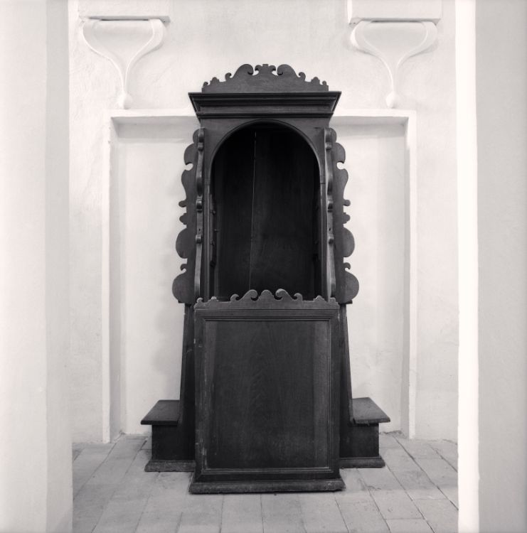 Confessional, Study 45, Chiesa Di Santa Maria Assunta, Gombio, Reggio Emilia, Italy, 2015