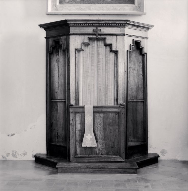 Confessional, Study 55, Chiesa Di Santa Maria Assunta, Felina, Reggio Emilia, Italy, 2015 Michael Kenna
