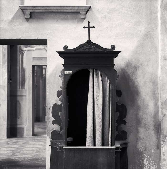 Confessional, Study 1, Chiesa Dei San Pietro Apostolo E Prospero Vescovo, Reggio Emilia, Italy, 2007