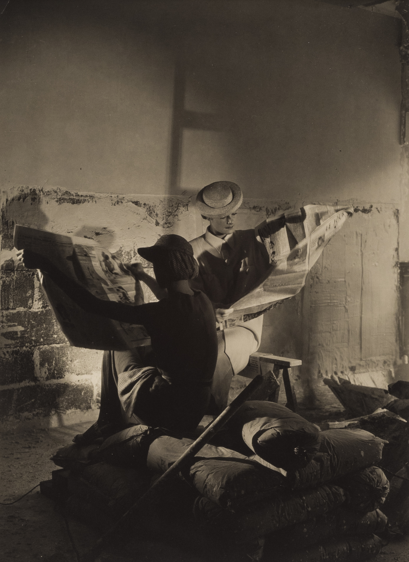 pre-bombing fashion cecil beaton
