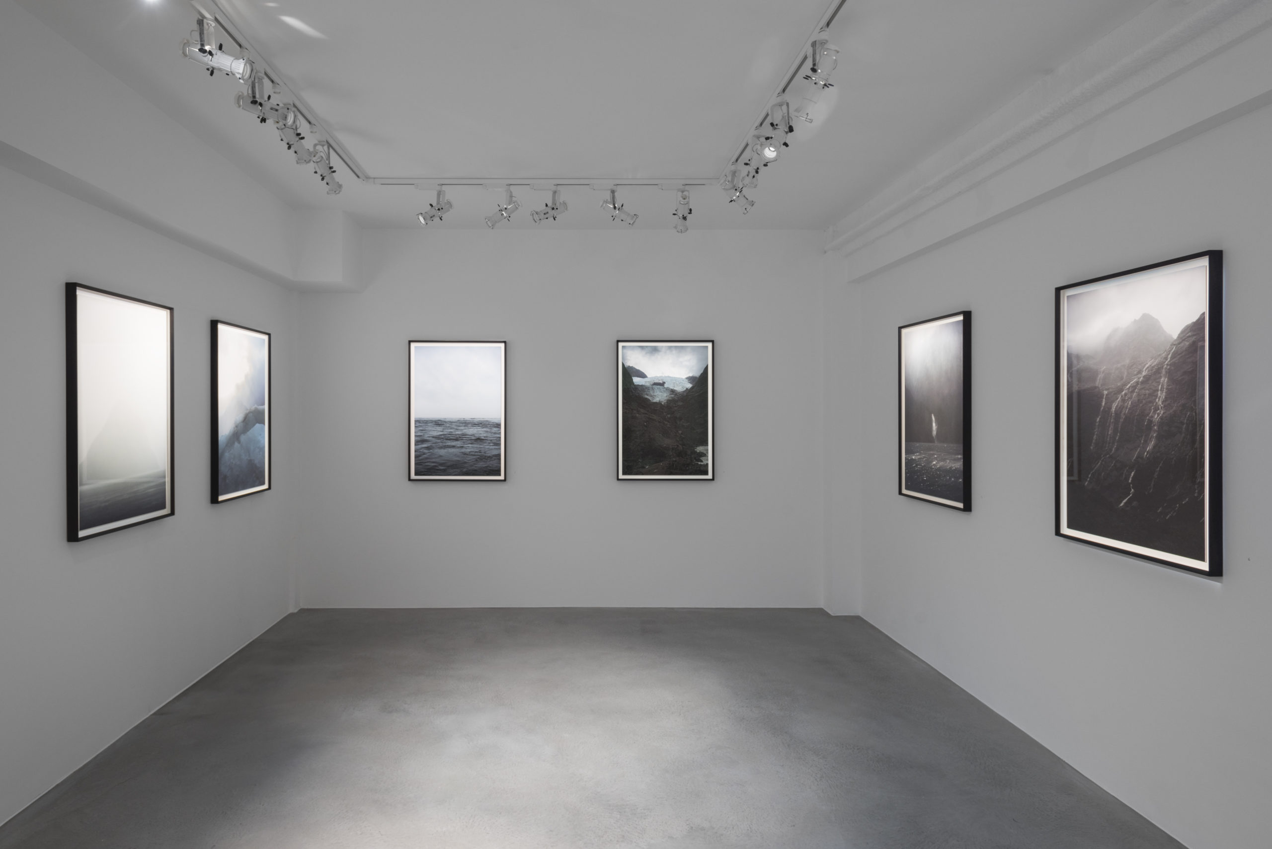 Jem Southam The Long White Cloud-2