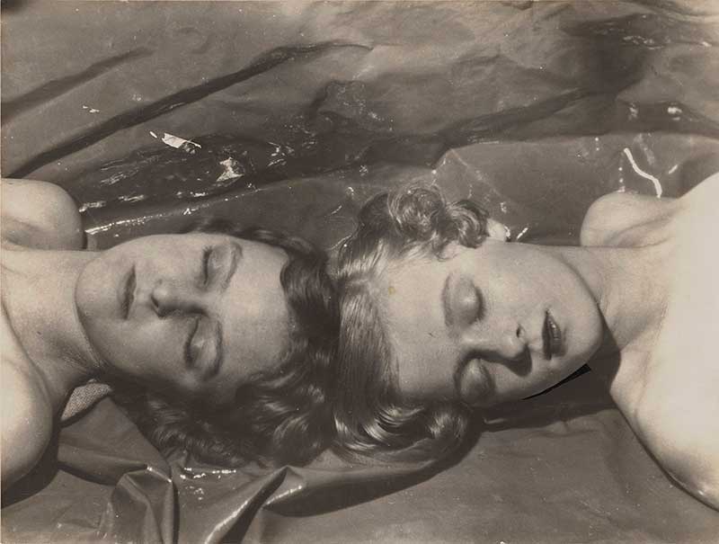Zita and Teresa Jungman, 1927