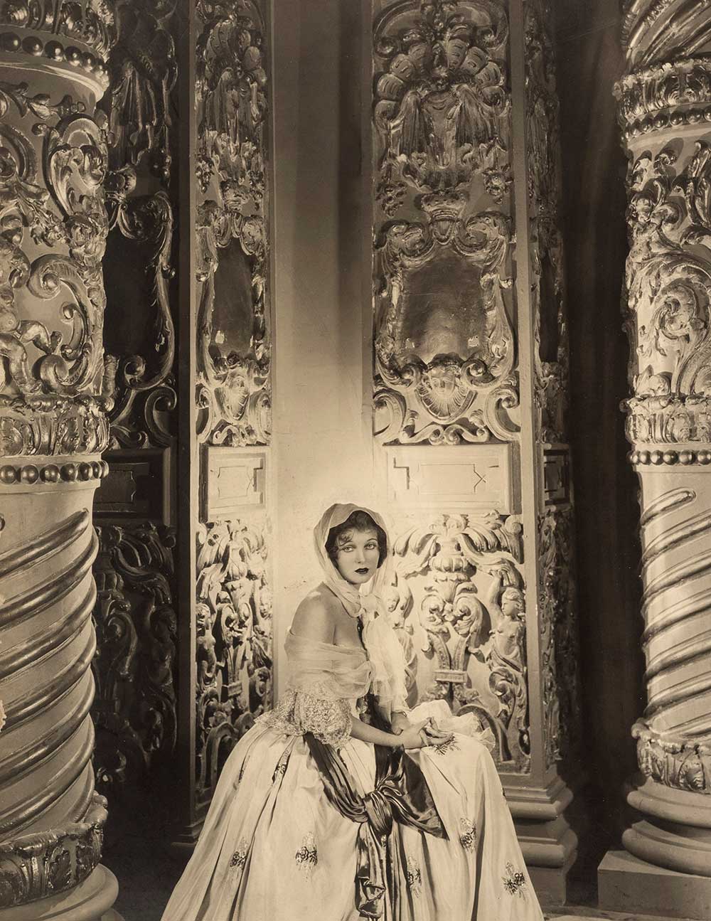 Corinne Griffith, 1930 cecil beaton