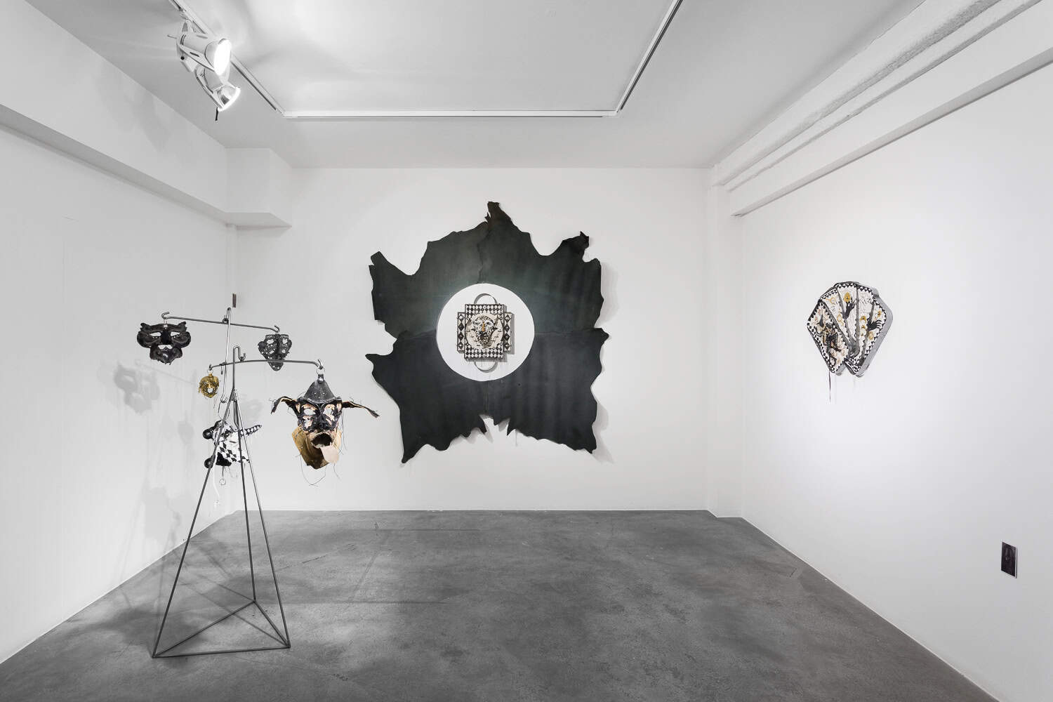 Jakob Rowlinson, Thirteen Fools Installation View