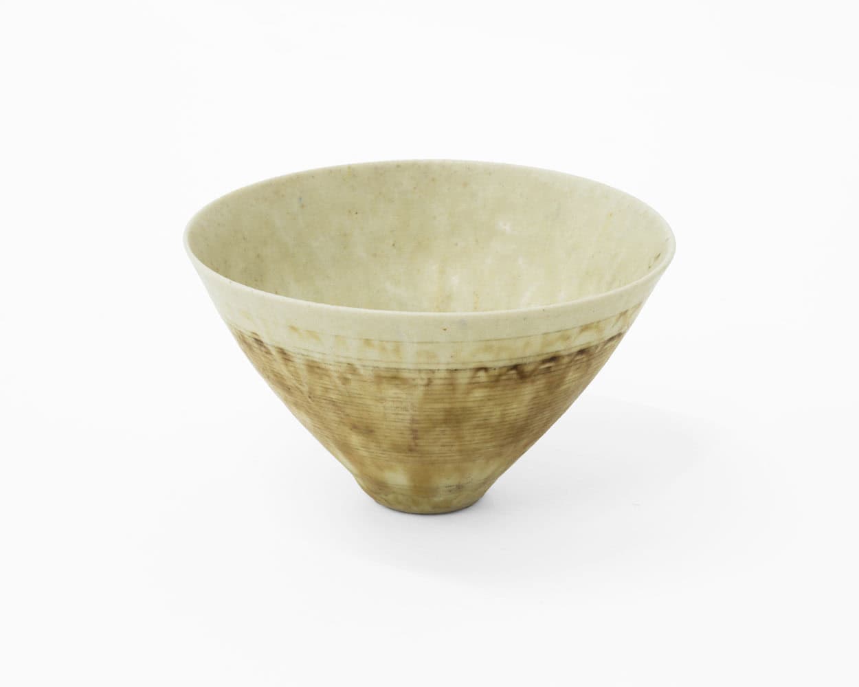 Lucie Rie, Early Glazed Bowl, 1955, Huxley-Parlour, 25.04–31.05.25