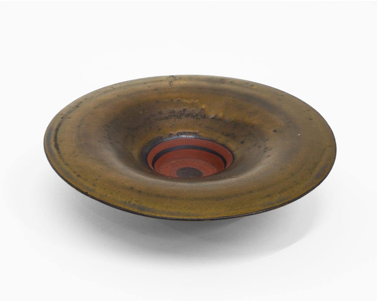Lucie Rie, Golden Bowl with Terracotta Well, c. 1970, Huxley-Parlour, 25.04–31.05.25
