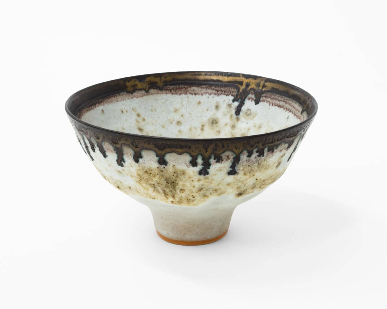 Lucie Rie, Bowl with Off-White and Pitted Glaze with Bronzed Rim, c. 1982, Huxley-Parlour, 25.04–31.05.25