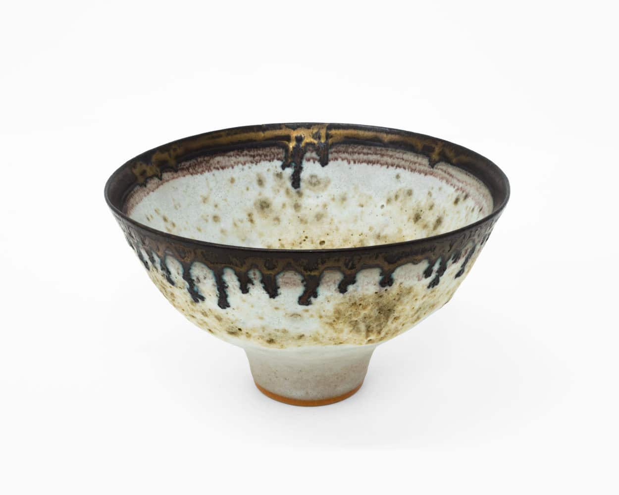 Lucie Rie, Bowl with Off-White and Pitted Glaze with Bronzed Rim, c. 1982, Huxley-Parlour, 25.04–31.05.25
