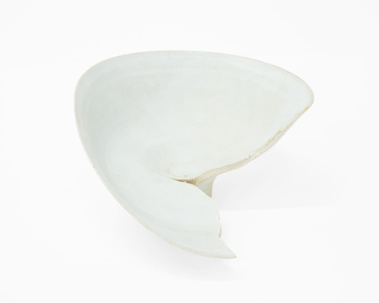 Lucie Rie, White Porcelain Bowl Split in Firing, c. 1978, Huxley-Parlour, 25.04–31.05.25