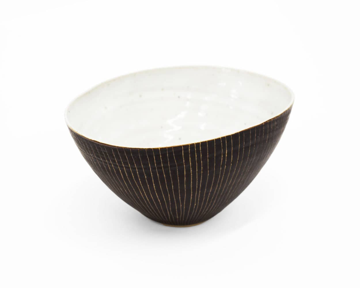 Lucie Rie, Stoneware Bowl, Huxley-Parlour, 25.04–31.05.25