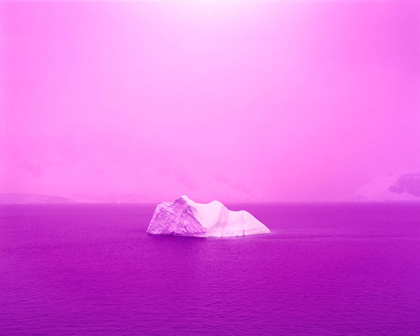 David Benjamin Sherry, Future, (Iceberg, Antarctica), 2025, Huxley-Parlour, 18.09–18.10.2025