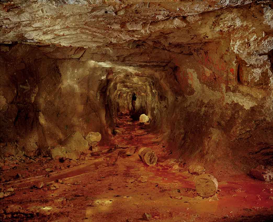 Jem Southam, Old Mine, 1982-1994, The Red River, 24.10–22.11.24
