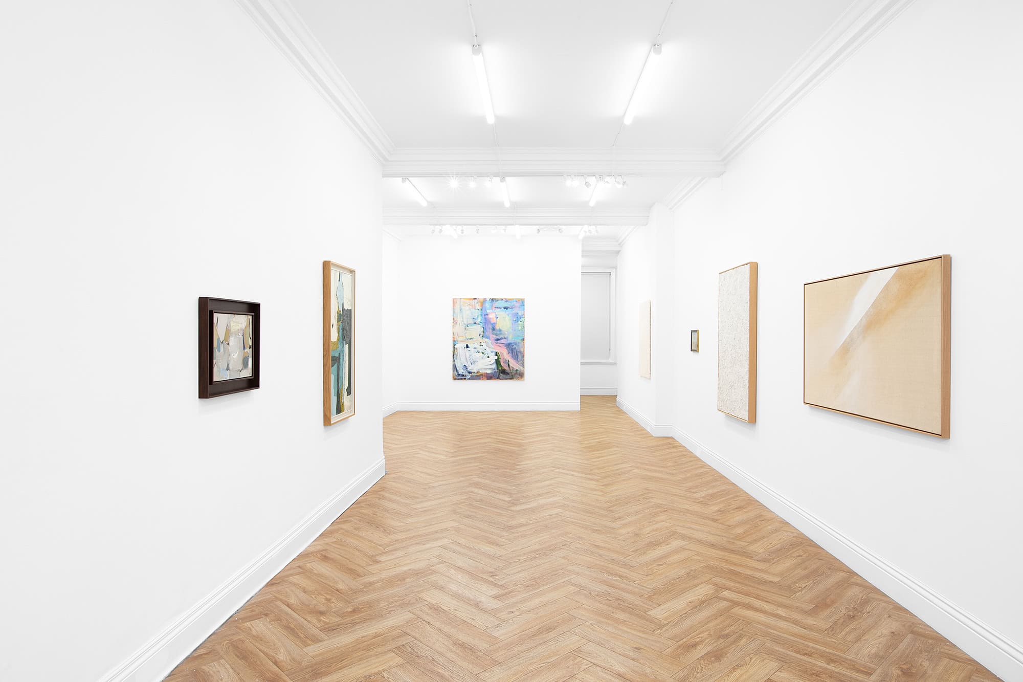 La Patte, group exhibition installation view at Huxley-Parlour, London, on Maddox Street, 2025.