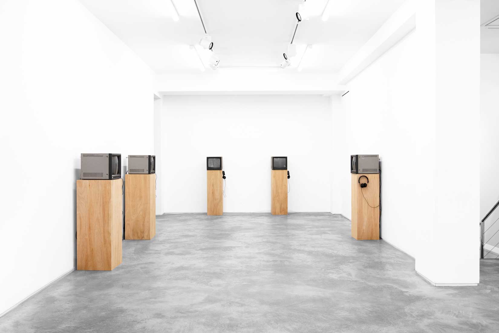 William Wegman, Video Works, 1990-77, Huxley-Parlour, 2026