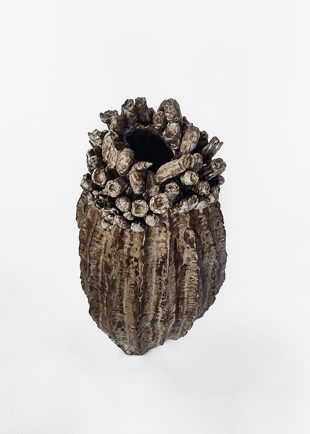 Karla-Garcia,-Floreciendo-en-la-quietud---Flourishing-in-stillness,-2025,-Stoneware,-Glaze