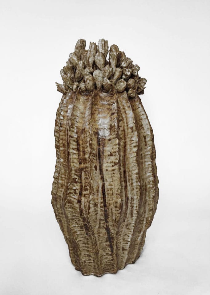 Karla-Garcia,-Floreciendo-en-la-quietud---Flourishing-in-stillness,-2025,-Stoneware,-Glaze