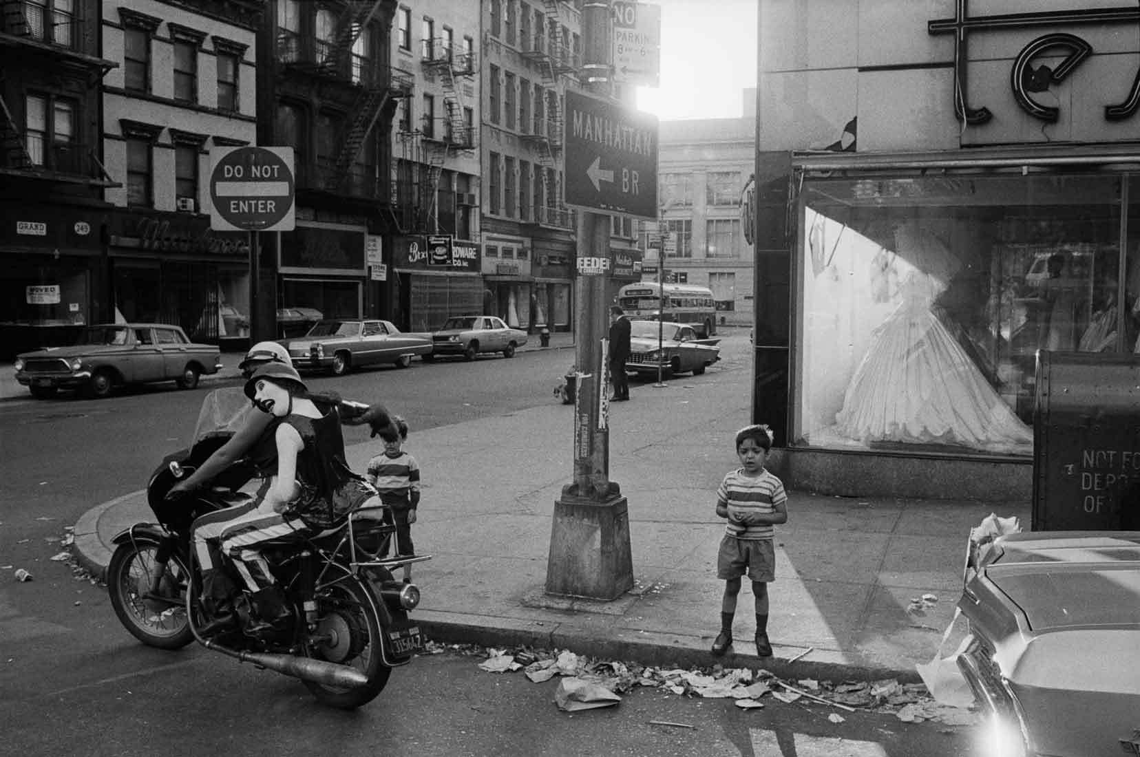 Joel Meyerowitz, New York City, 1968, Archival pigment print